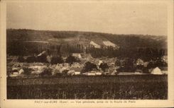 CPA Pacy Sur Eure Vue Generale Prise De La Route De Paris