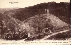 CPA Le Chateau d'Alleuze et la Petite Chapelle 