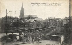 CPA Mezieres Chableville Le Pont de Pierre Apres le depart des allemands Novembre 1918 Militaria 
