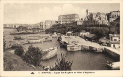 CPA Biarritz Eglise Ste Eugenie et Hotel d'Angleterre pecheurs