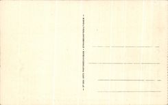 CPA Biarritz Effect de mer sur les rochers vers le phare