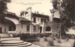CPA Lyon the Park of the gold Head the Country cottage of the Guards