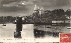 CPA Pornic Le Chateau au Clair de Lune Bateau