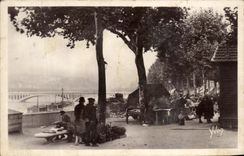 CPA Soft Lyon France the quay of Guillotiere