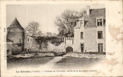 CPA La Reorthe Chateau de l'Aubraie entree de la Deuxieme Enceintre 