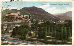 CPA Lourdes Le Chateau Vue Prise du Gave 