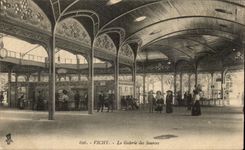 CPA Vichy the Gallery of the Sources