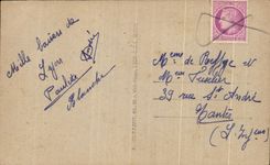 CPA Lyon Place des Terreaux Vue d'Ensemble