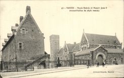 CPA Nantes Museum Dobree And Manoir Jean V