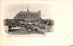 CPA Amiens La Cathedrale vue prise du Pont du Dom