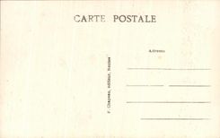 CPA Saint Gildas of the Wood Statue of the Nantes Virgin to the top of the door of the monastery