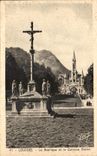 CPA Lourdes Le Basilique et le Calvaire Breton