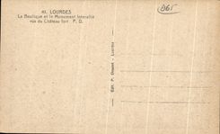 CPA Lourdes La Basilique et le Moument Interallie Vus du Chateau fort