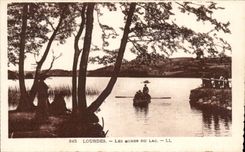CPA Lourdes Les Bords Du Lac