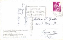 CPA Lourdes la Basilique Souterraine St pie Consacree 