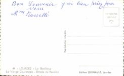 CPA Lourdes La Basilique la Vierge Couronnee Entree du Rosaire