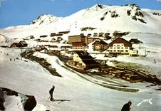 MODERN CARD Mongie Tourmalet Overall picture and telefetic of Tooute
