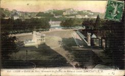 CPA Lyon Entrance of the Park Monument of the Children of the Rhone and Coteau Saint Clear