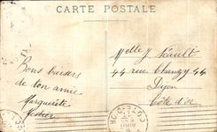 CPA Lyon Entrance of the Park Monument of the Children of the Rhone and Coteau Saint Clear