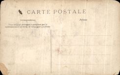 Entrada de CPA Tigery del castillo en el lugar de Tigery