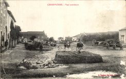 CPA Chenevieres Seen Interior