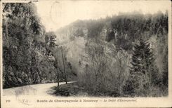 CPA Route De Champagnole has Nozeroy the Procession D' Entreportes