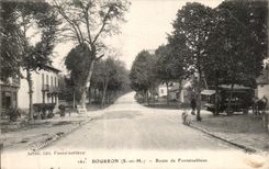 CPA Bourron Road of Fontainebleau
