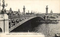 CPA Paris Panorama du Pont Alexandre III et les Invalides Peniche Dubonnet 
