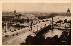 CPA Paris En Flanant Pont Alexandre III et esplanade des Invalides