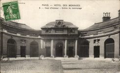 CPA Paris Mint Main courtyard Entrance of Coining