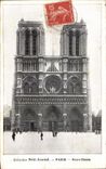 CPA Paris Small Newspaper Paris Notre Dame