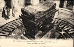CPA Paris the Tomb of Napoleon ler to Invalides