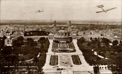 CPA Paris Airplanes with the top of Trocadero Planes