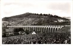 CPA Saint Satur Sancerre And the Viaduct