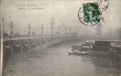 CPA Crue de la Seine Paris le Pont Alexandre Inondations Janvier 1910 Grand Palais 