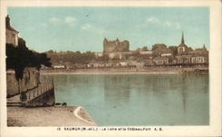 CPA Saumur La Loire et le Chateau Fort