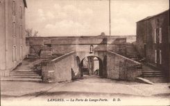 CPA Langres Porte De Skirts Gate