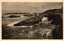 CPA Cote Basque Biarritz Les Rochers Percce et le Cap Saint martin