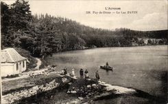 CPA Auvergne Puy de Dome the Lake Pavin