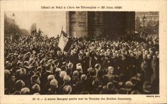 CPA Drac Et Pac a L'Arc de triomphe 20 juin 1926 L'abbe Bergey parle sur la tombe du soldat inconnu