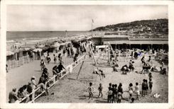 CPA Deauville Plage Fleurie Jeux d'enfants