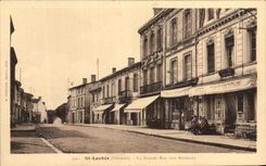 CPA St Loubes Main street Towards Bordeaux Hotel Coffee