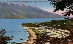 CPA Aix Les Bains Vue Generale de la Plage et la Lac du Bourget 
