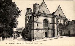 CPA Pierrefonds L Eglise et le chateau