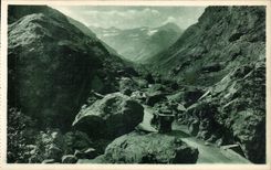 VINTAGE POSTCARD Beautiful Landscapes of France the Pyrenees Gavarnie Chaos