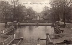 VINTAGE POSTCARD Dijon View Of the public garden Darcy