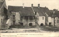 VINTAGE POSTCARD Samois On the Seine Old women Houses of the Musard Corner