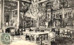 VINTAGE POSTCARD Palate of Fontainebleau Reception room