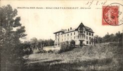 VINTAGE POSTCARD Shawls Water Hotel Chateaubriant