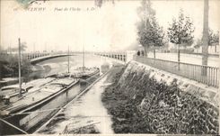 Puente de Clichy de la POSTAL de la VENDIMIA de las lanchas a remolque de Chichy
